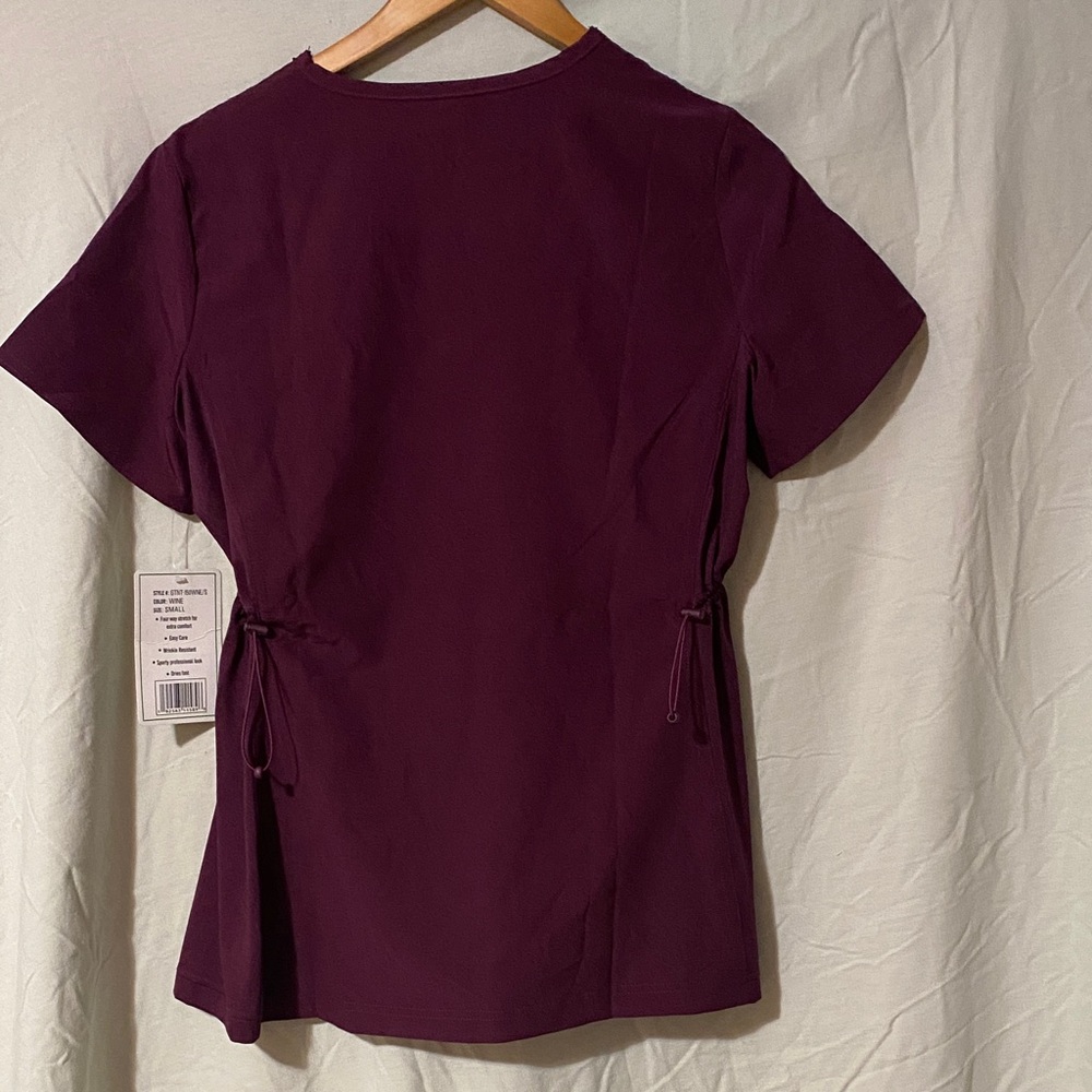 GT Jogger Wine Colored Scrub Top and Pants - Picture 7 of 9